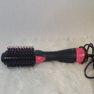 Pinmei Hot Air Brush Blow Dryer Round Brush Heat Styling Tool NWOT